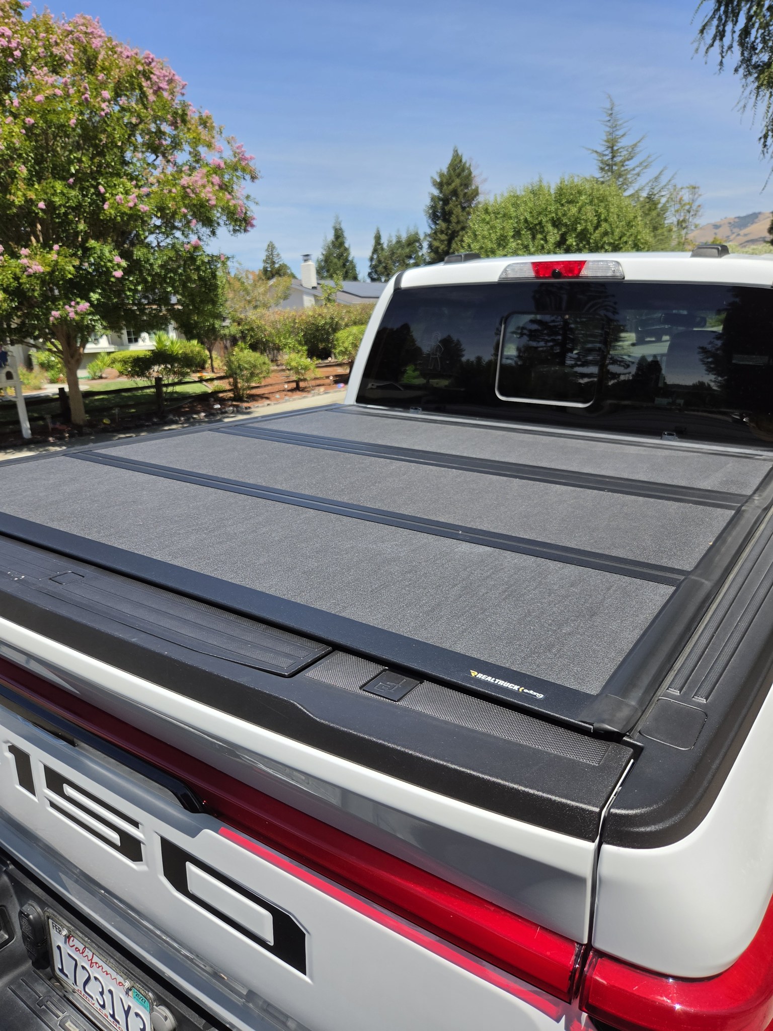 Bed with tonneau cover
