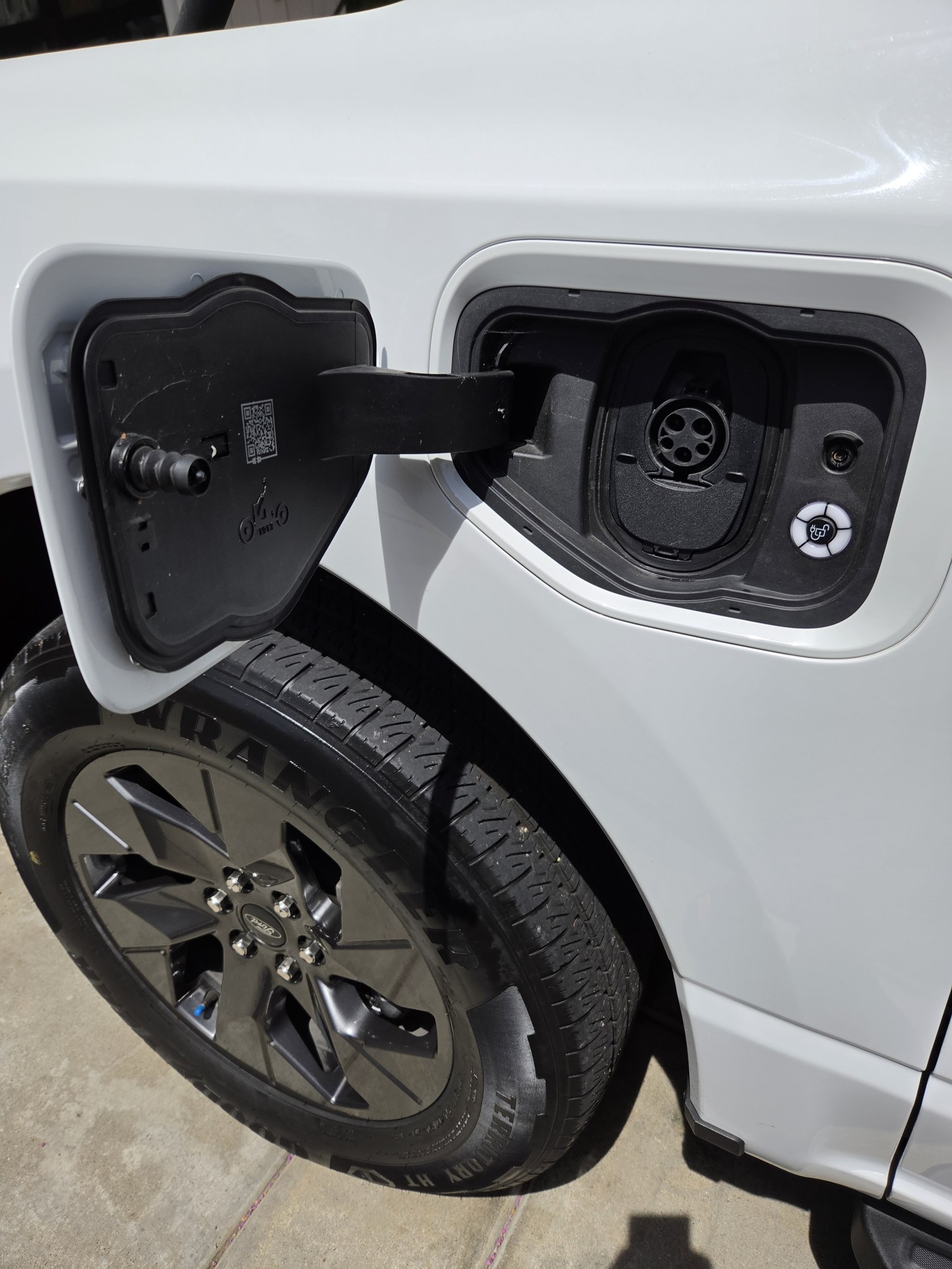 CCS charge port open